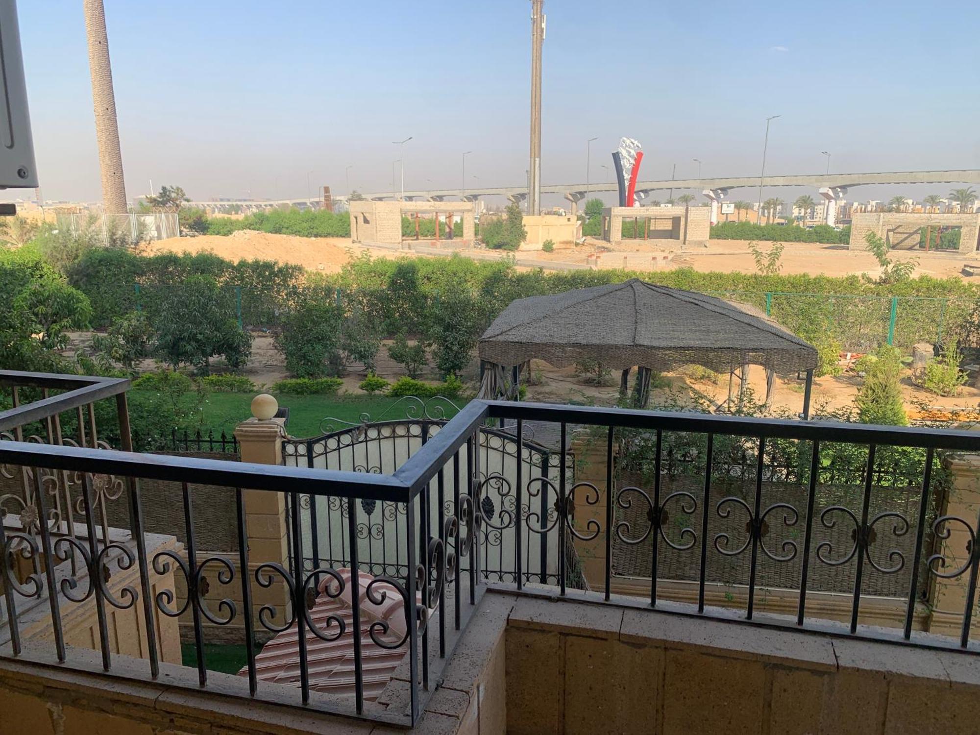 Luxury Apartments: Family-Friendly Oasis by Mall of Arabia 6th of October City Exterior photo