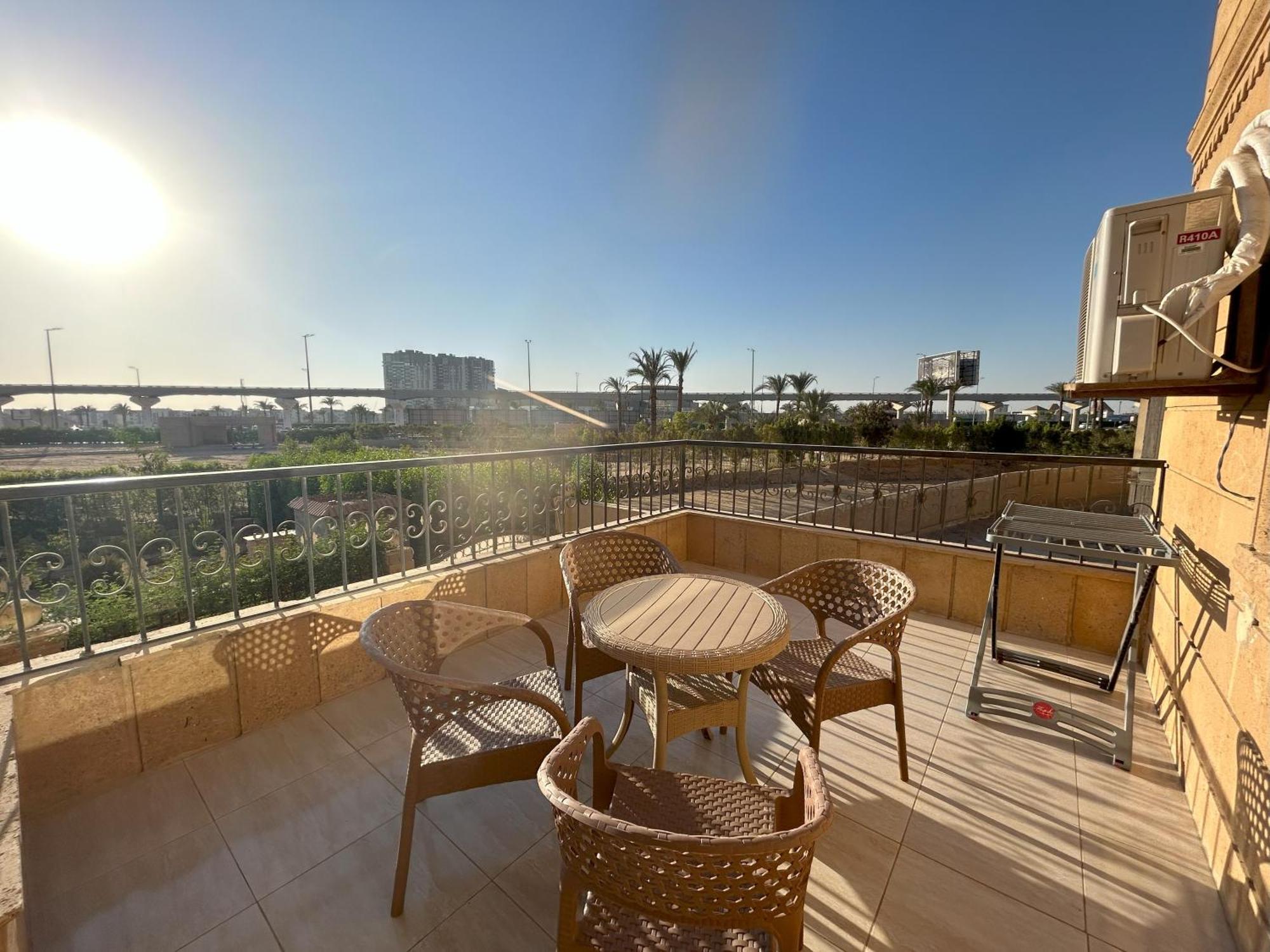 Luxury Apartments: Family-Friendly Oasis by Mall of Arabia 6th of October City Exterior photo